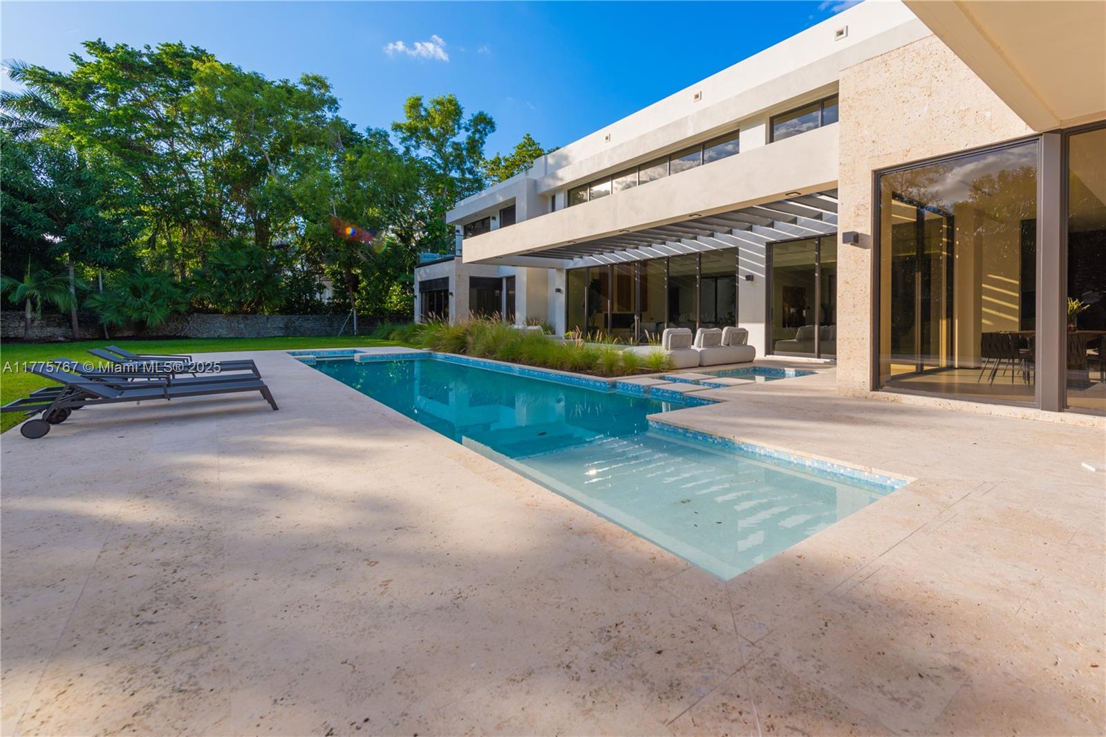 PINE ACRES ESTS - Residential