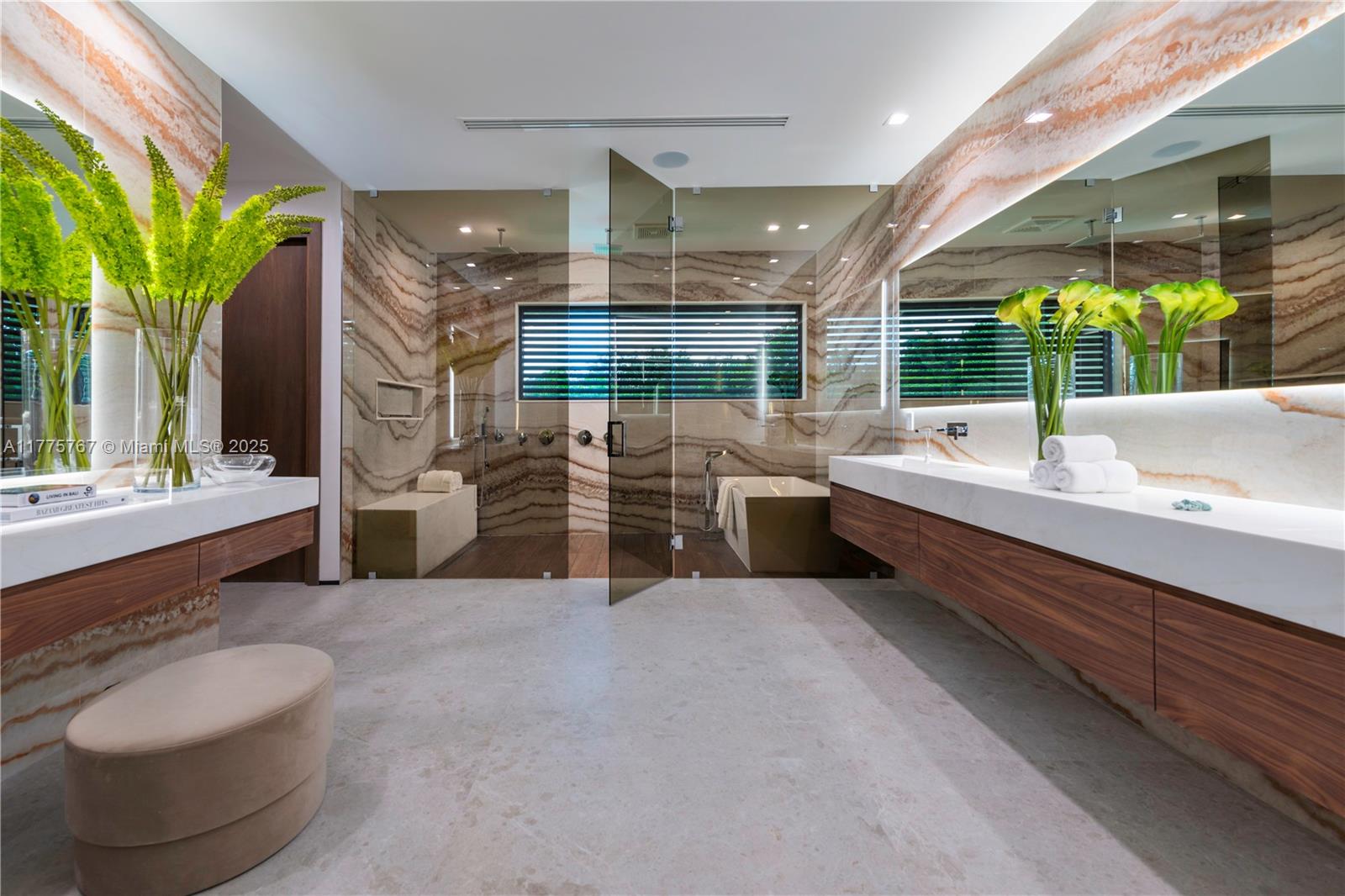 PINE ACRES ESTS - Residential