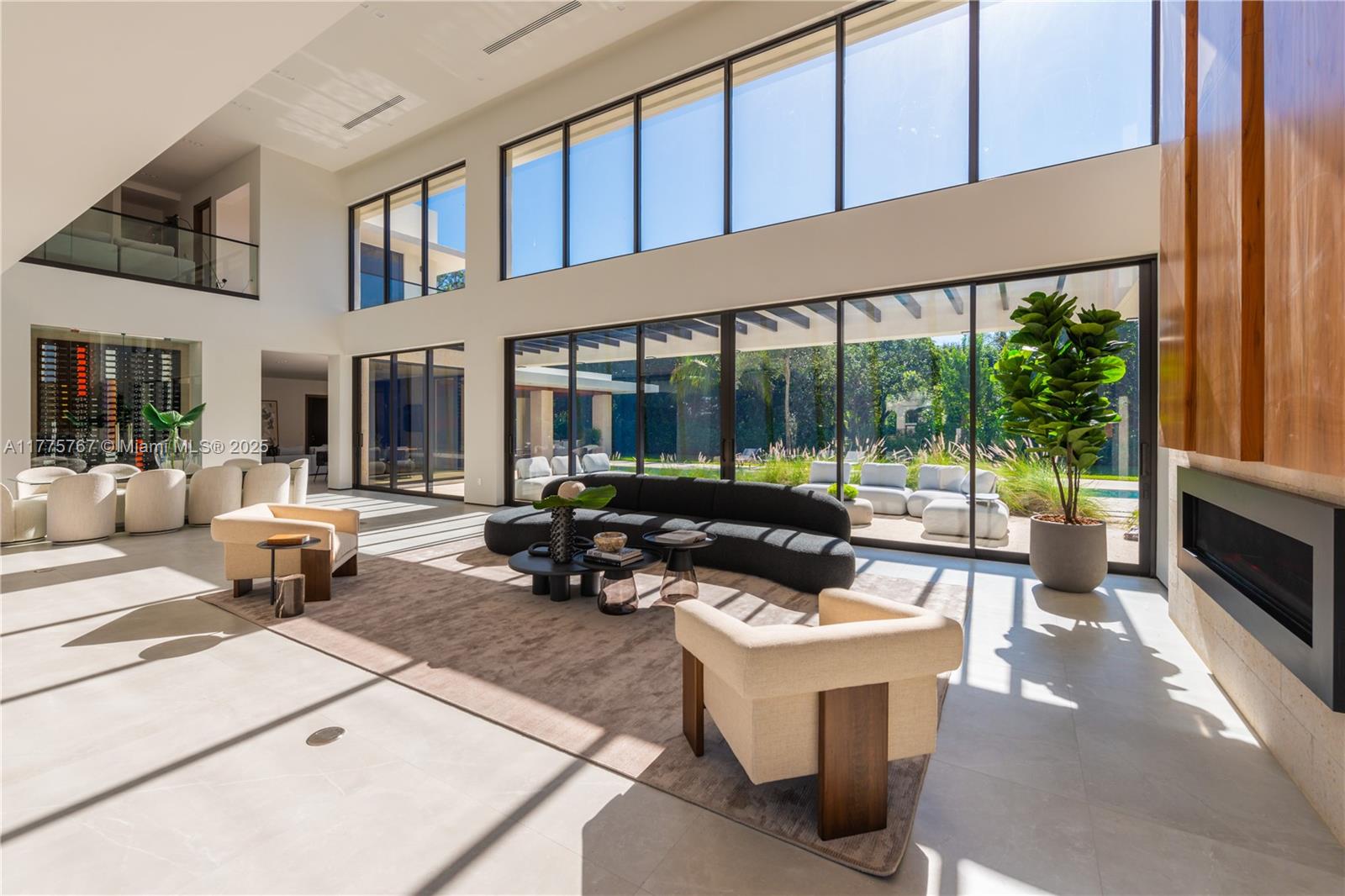 PINE ACRES ESTS - Residential