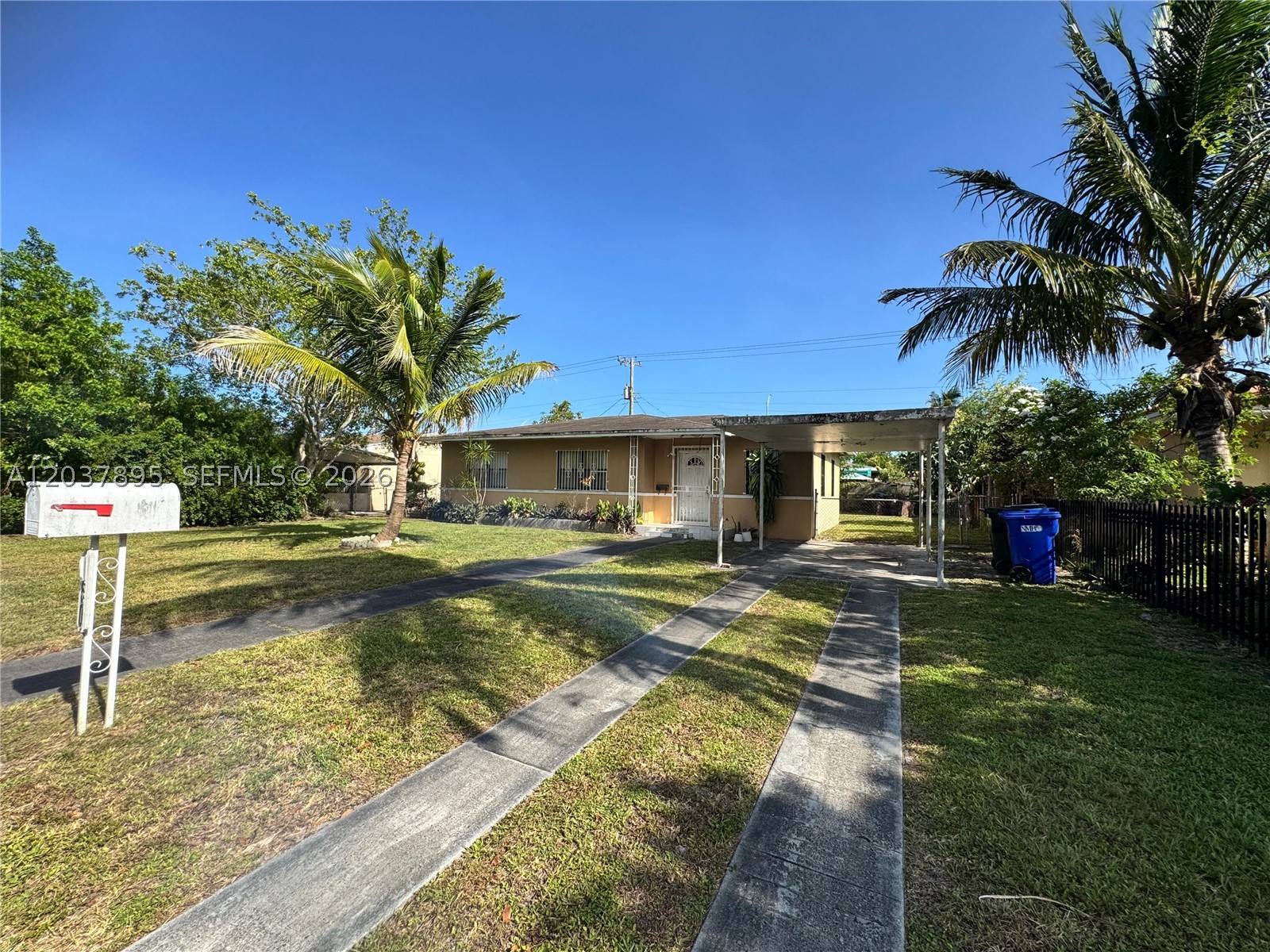 Great investment opportunity! 3-bedroom, 1-bath fixer-upper with plenty of potential. Ideal for investors, renovators, or cash buyers looking for their next project. Property is being sold as-is. Bring your vision and make it your own.