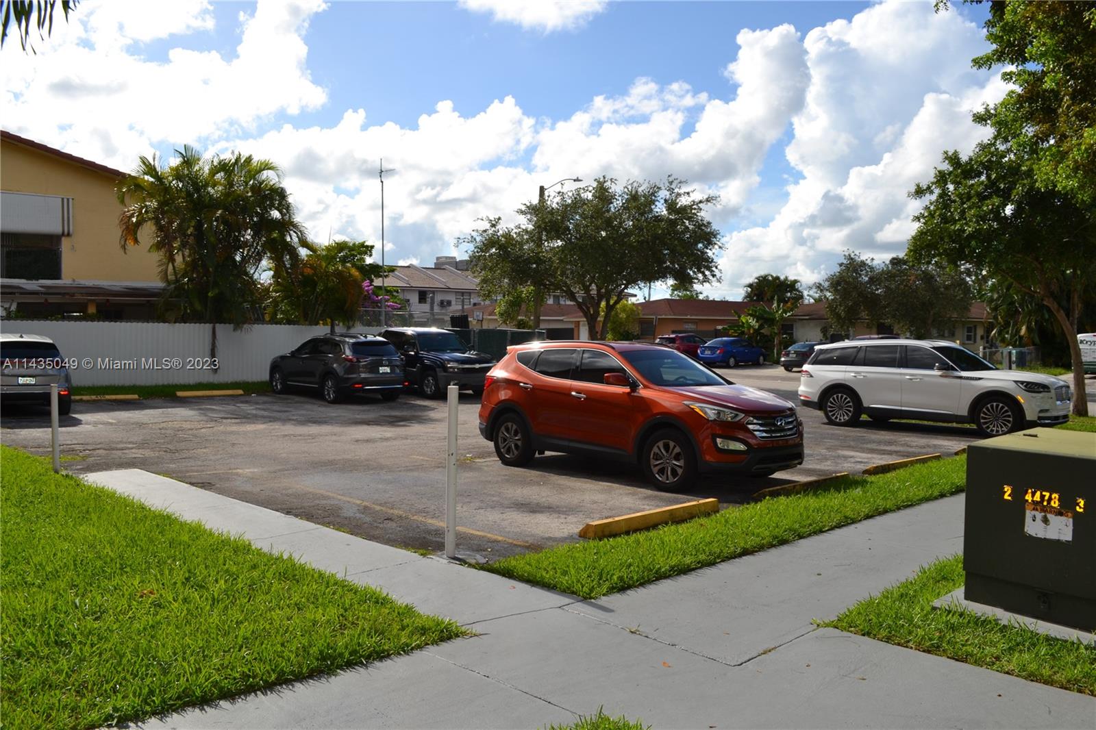 HOMES OF WEST FLAGLER EST - Residential Lease