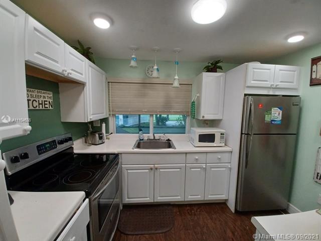 LIME BAY 3 CONDO - Residential Lease