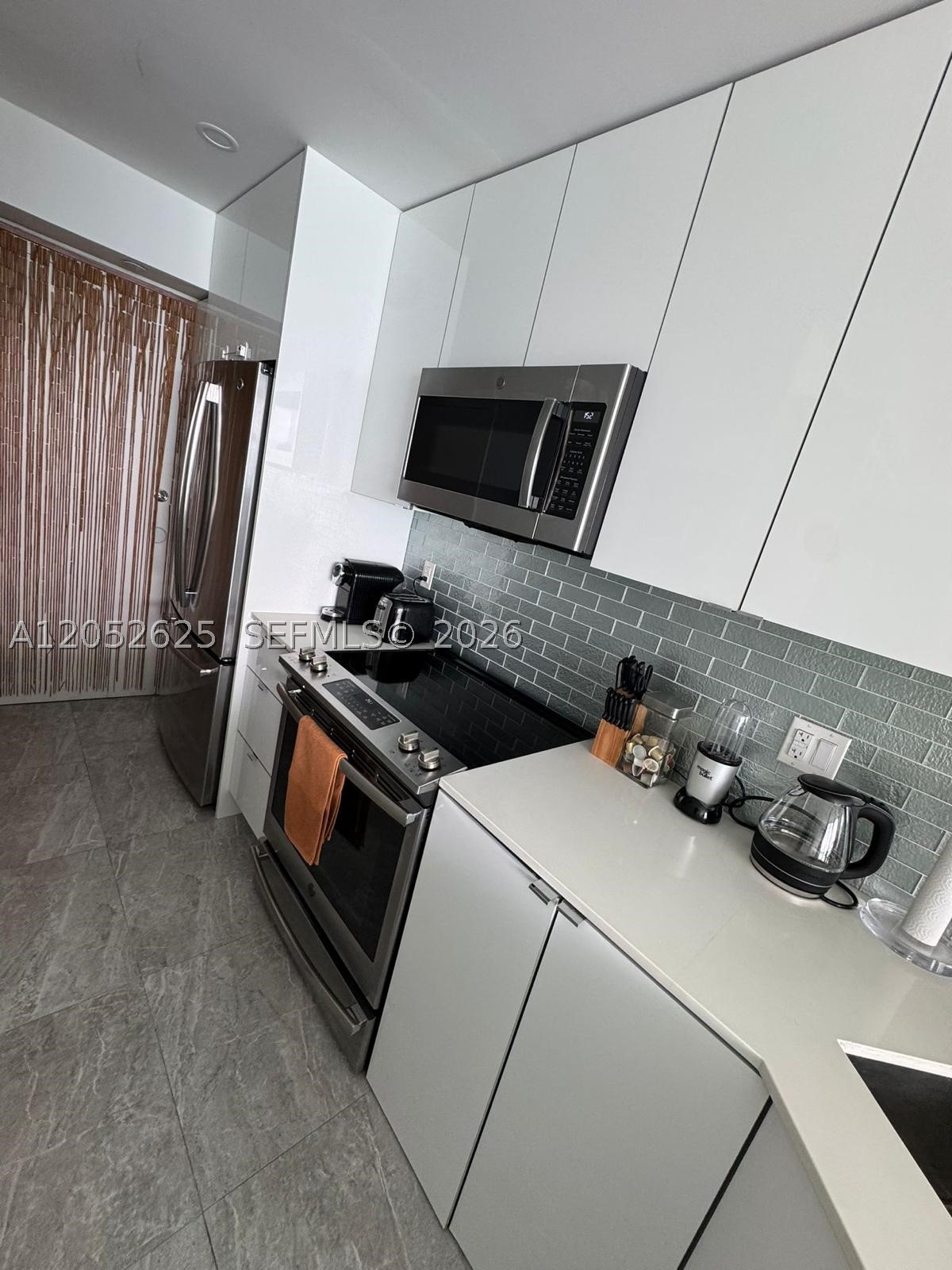 MIRADOR 1000 CONDO - Residential Lease