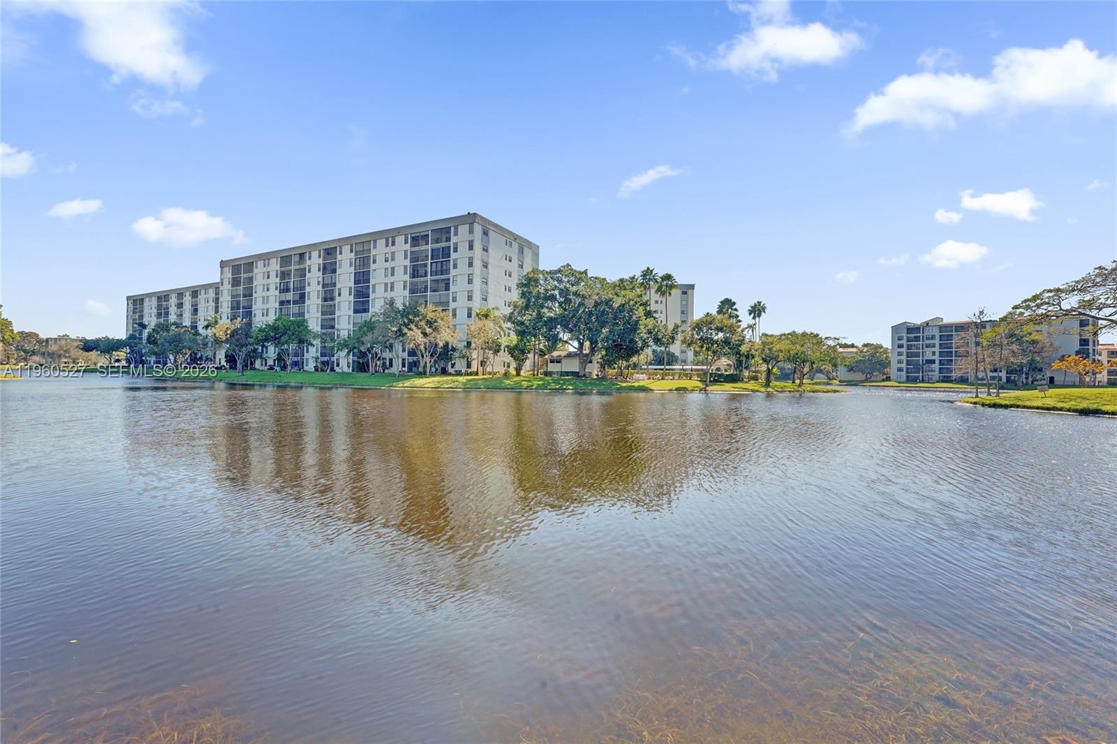 CYPRESS BEND CONDOMINIUM - Residential