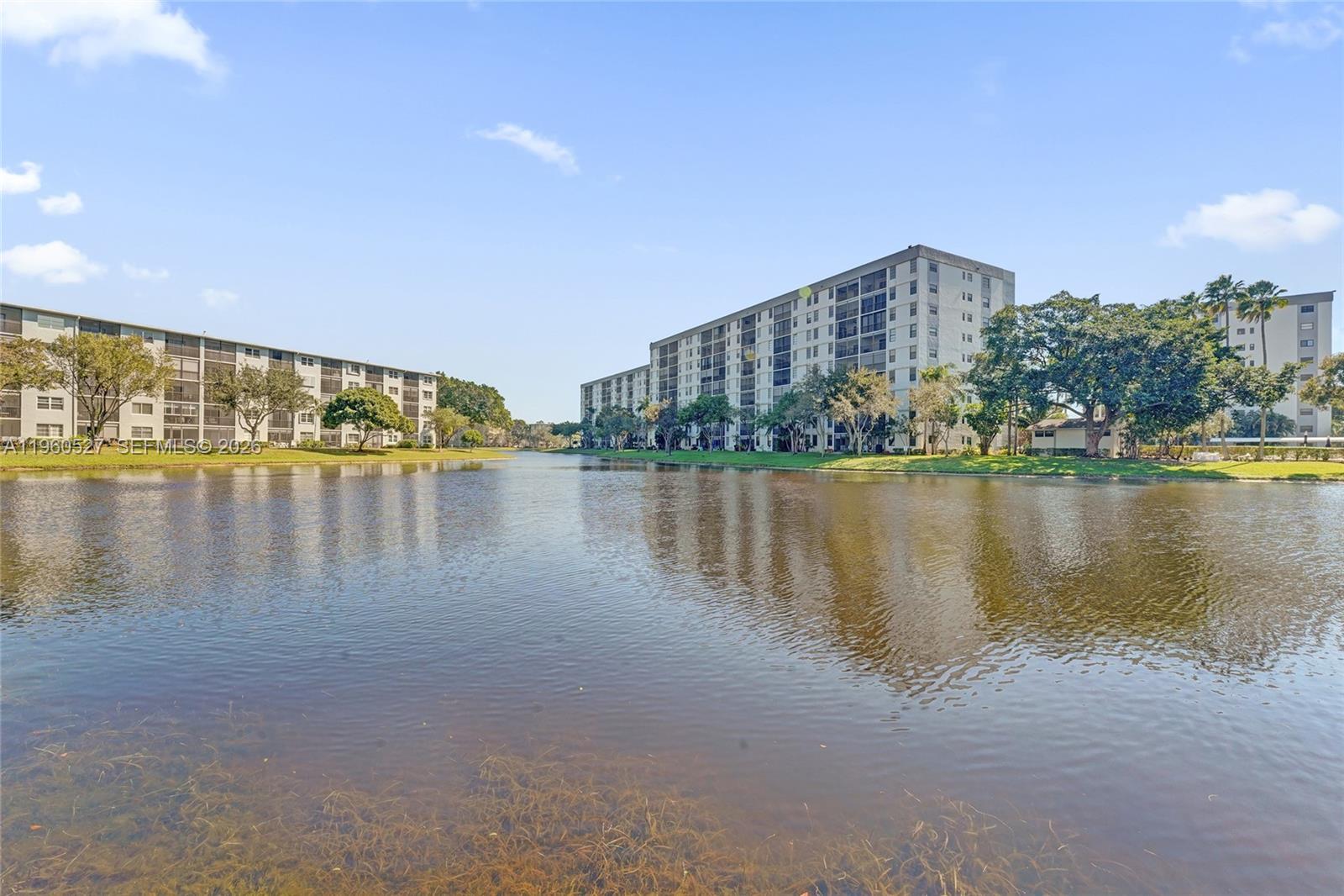CYPRESS BEND CONDOMINIUM - Residential