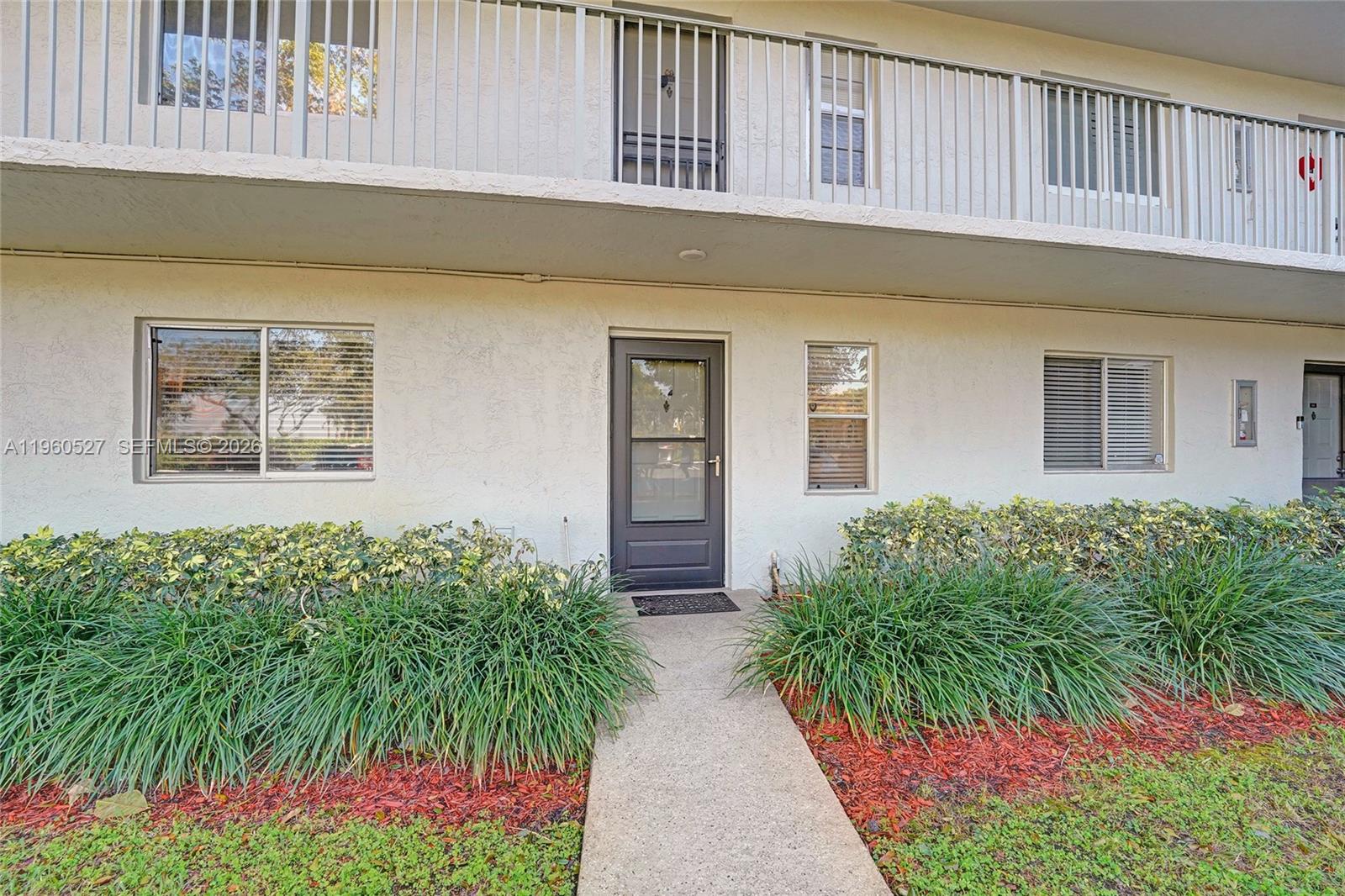 CYPRESS BEND CONDOMINIUM - Residential