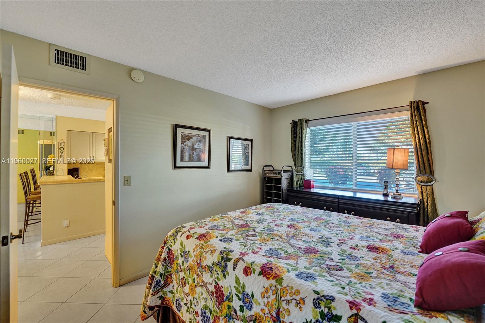 CYPRESS BEND CONDOMINIUM - Residential