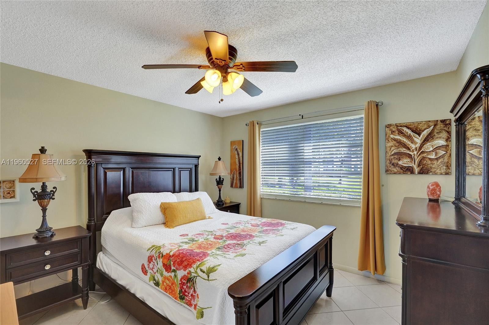 CYPRESS BEND CONDOMINIUM - Residential