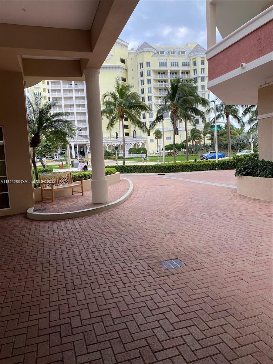 VUE CONDO - Residential Lease