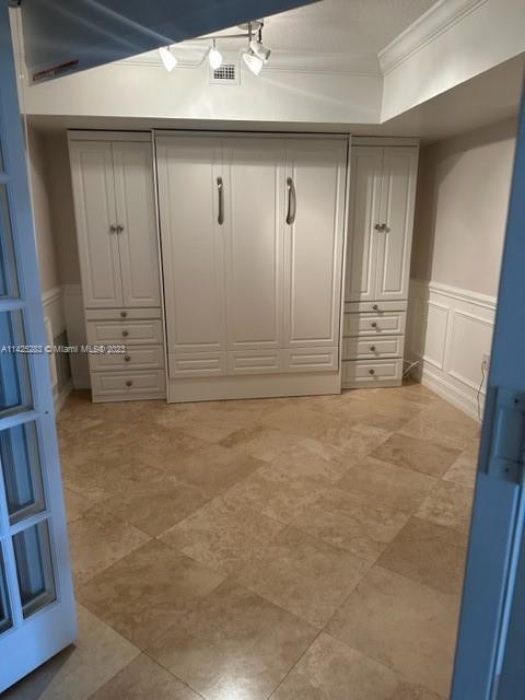 VUE CONDO - Residential Lease