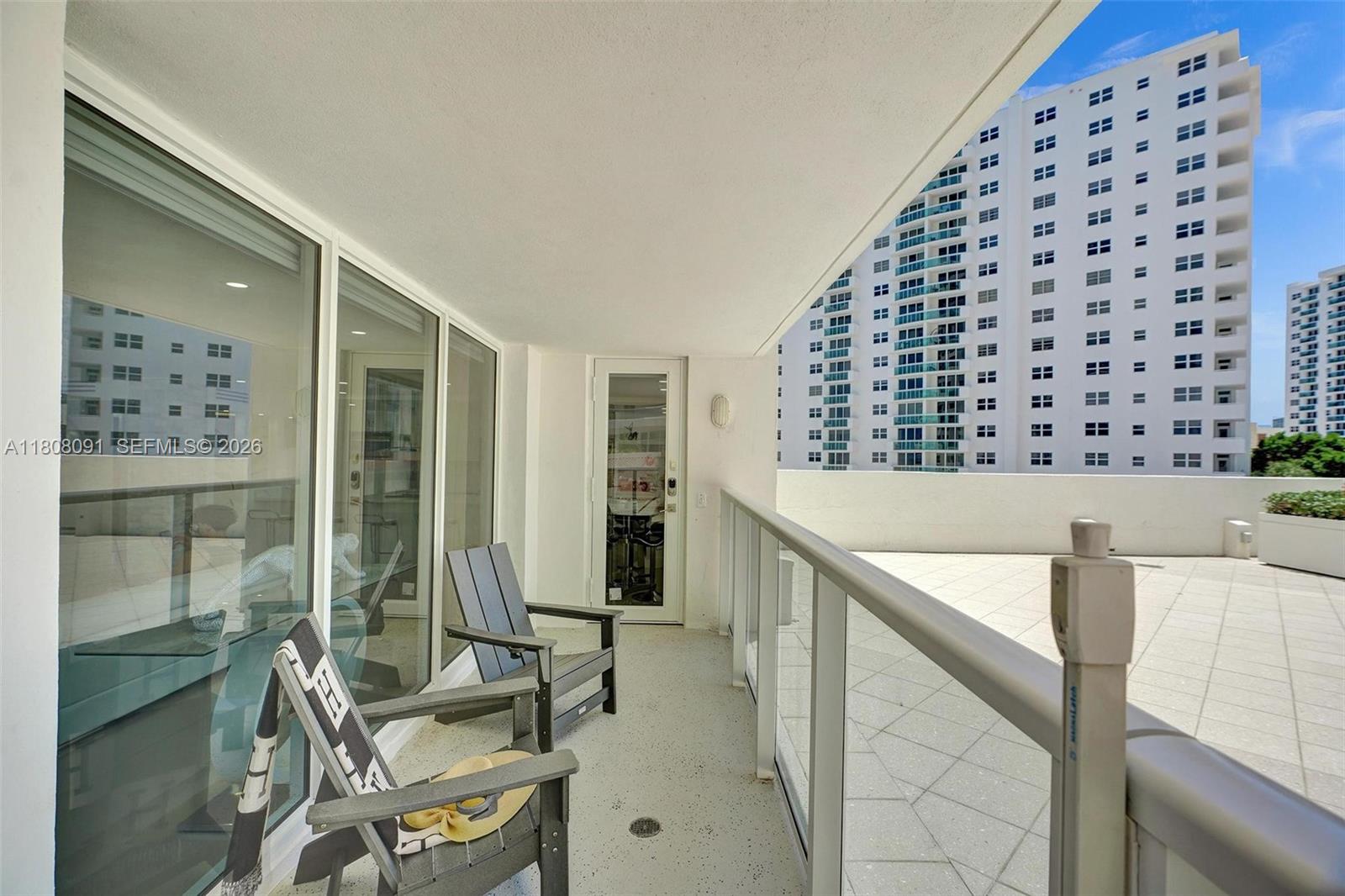 AQUARIUS CONDO - Residential