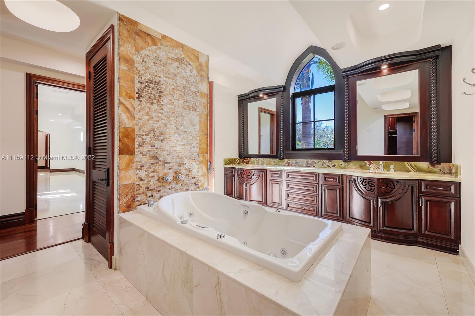 SUNILAND ESTATES 1ST ADDN - Residential