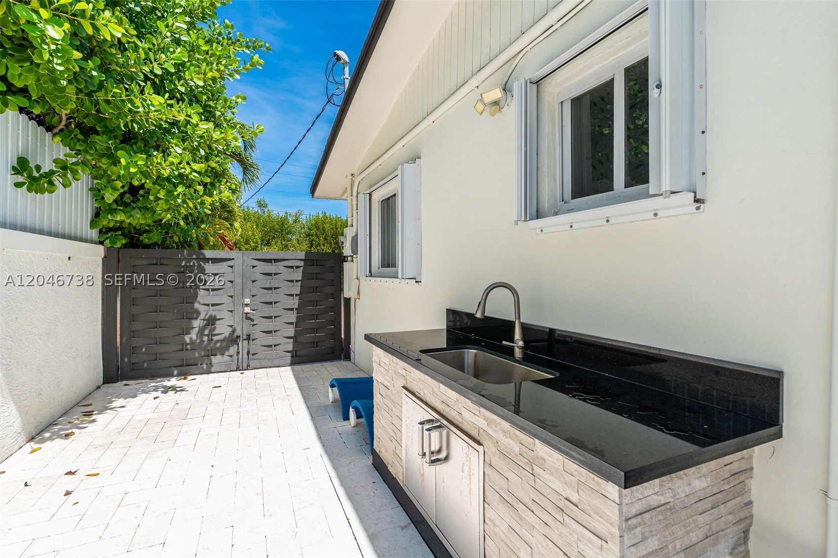 HARBOR SHORES - Residential