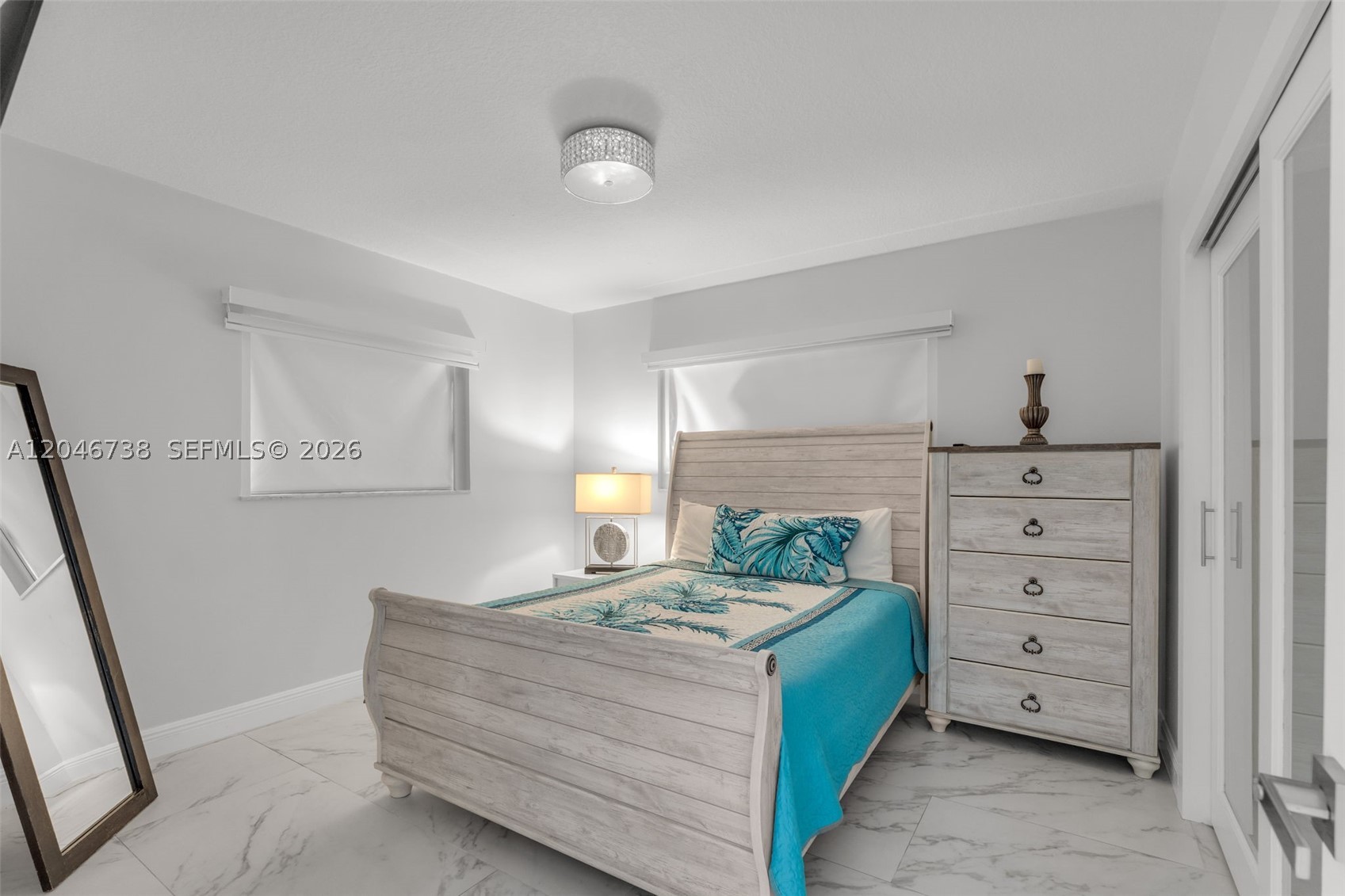 HARBOR SHORES - Residential
