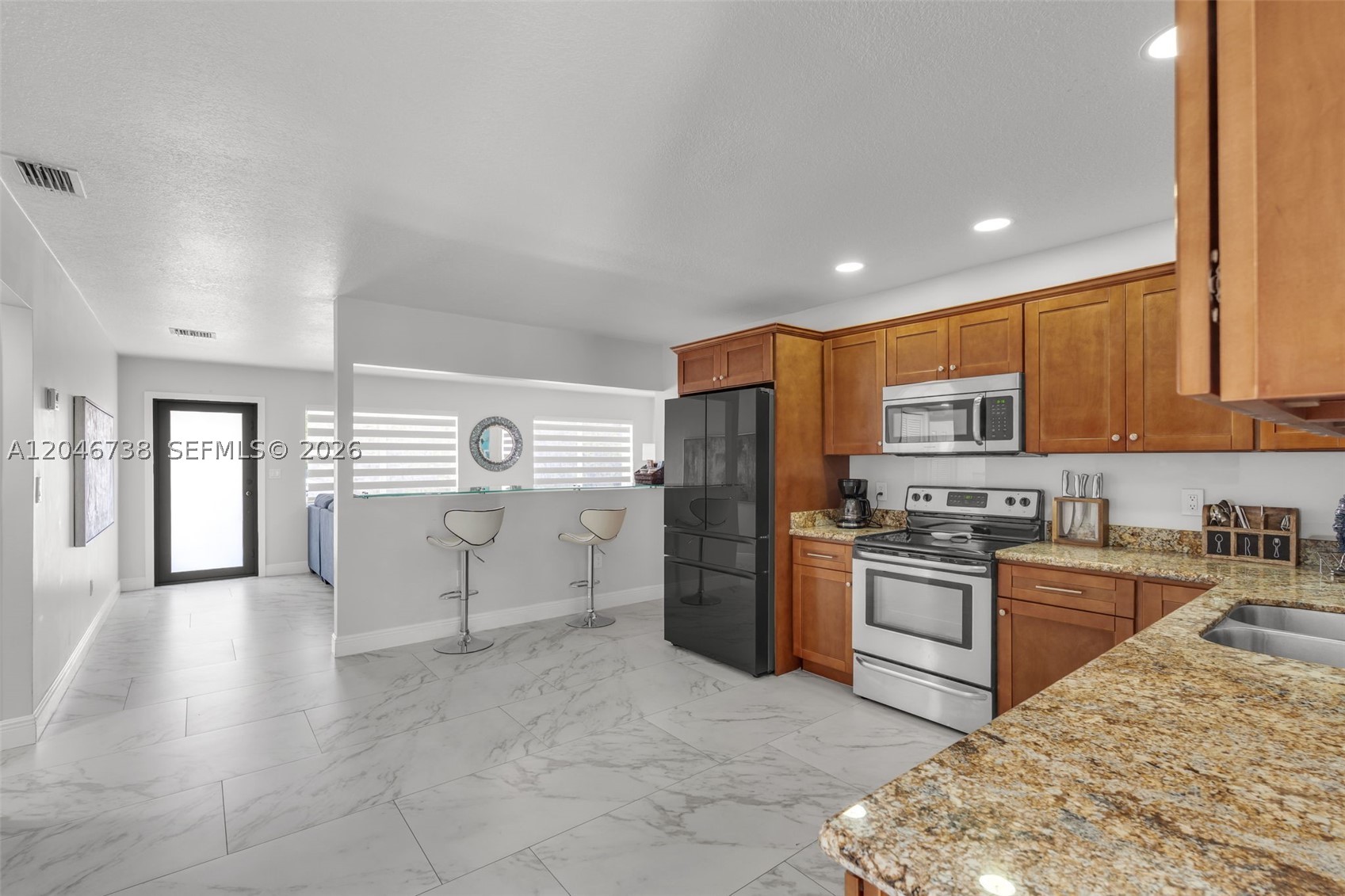 HARBOR SHORES - Residential