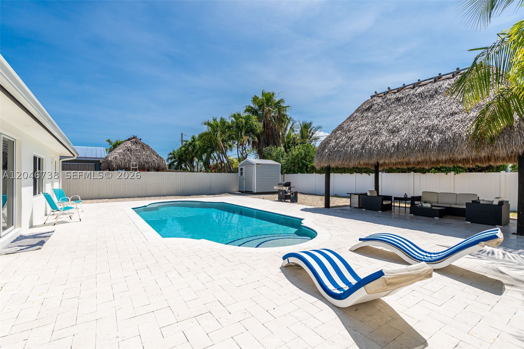 HARBOR SHORES - Residential