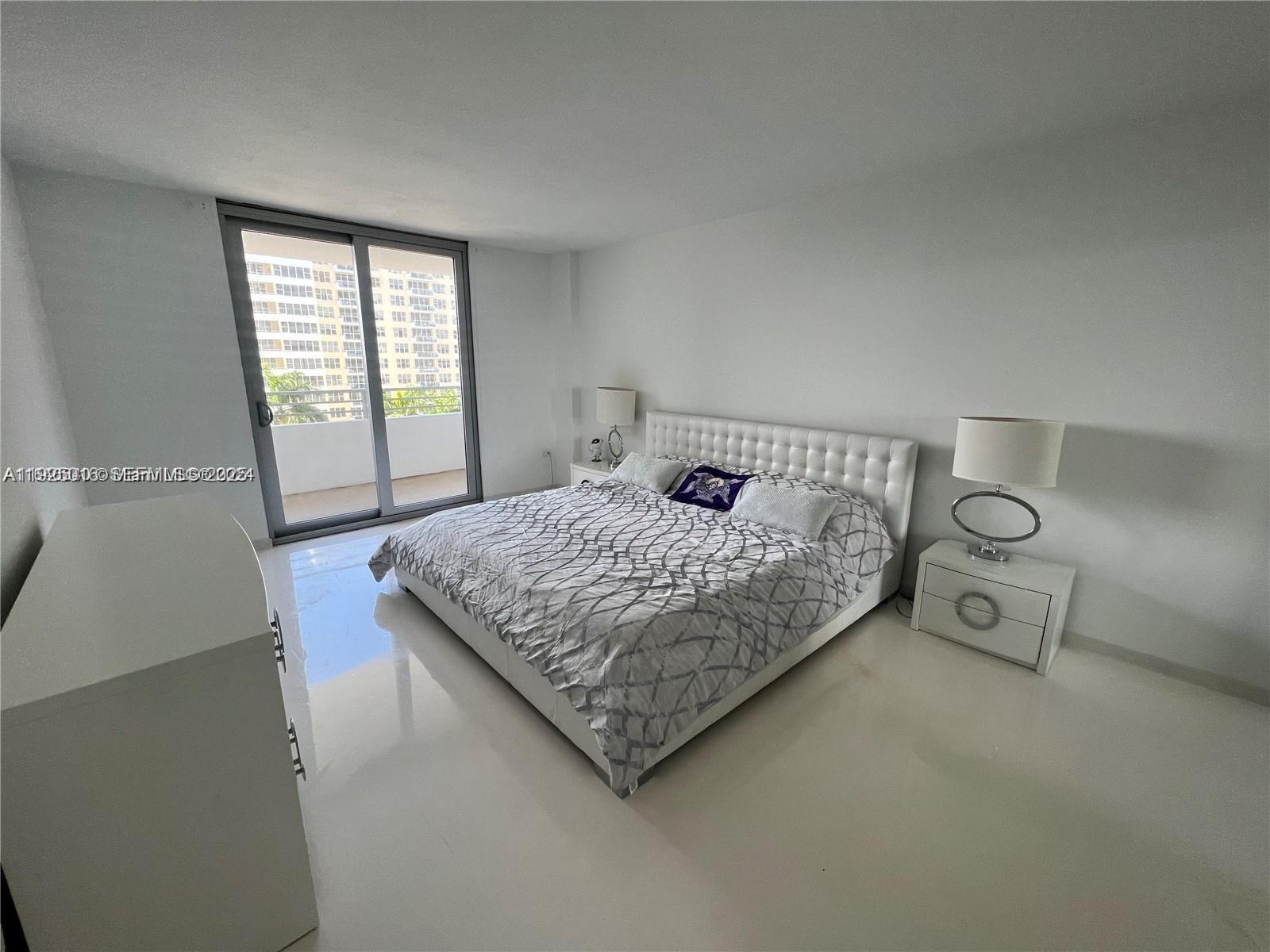 OCEANSIDE PLAZA CONDO - Residential