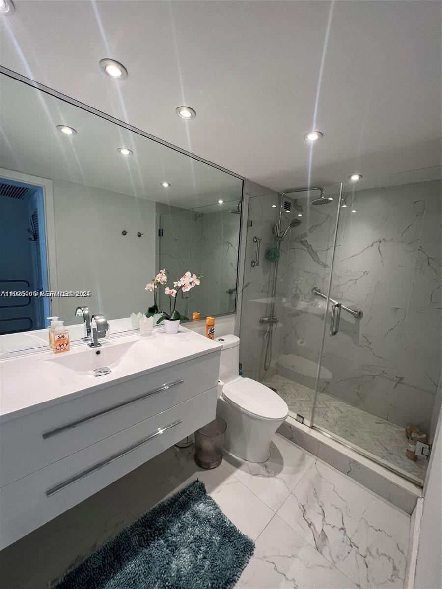 OCEANSIDE PLAZA CONDO - Residential