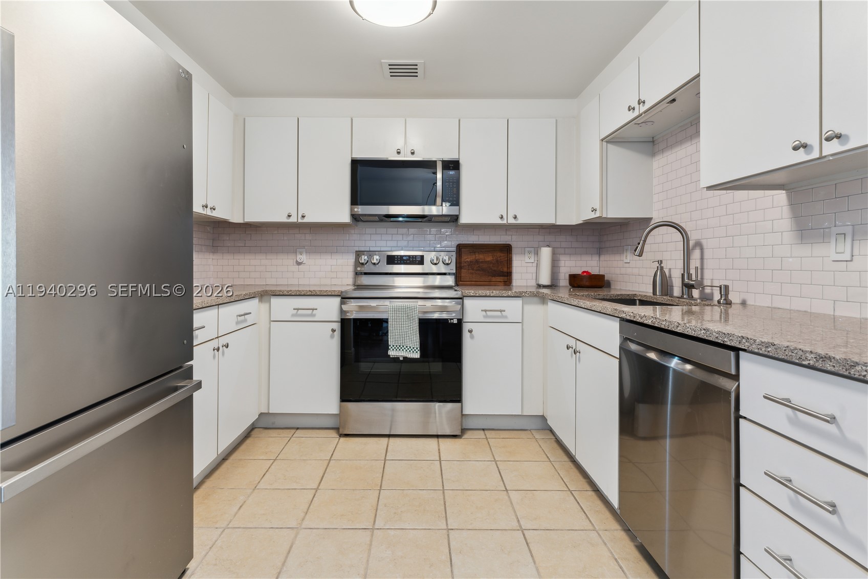 VUE AT BRICKELL CONDO - Residential