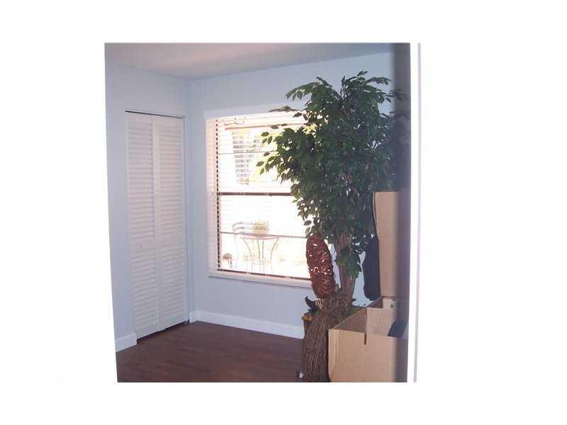 CROSSINGS TOWNHOUSES SEC - Residential Lease