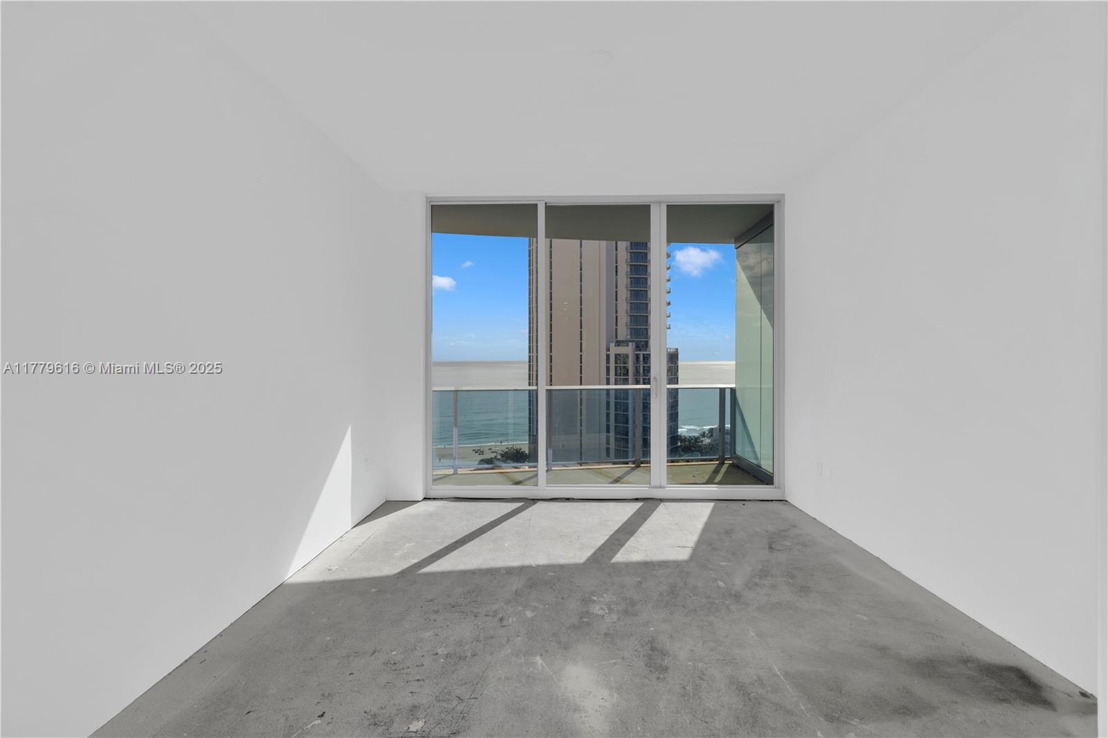 Aurora Condo - Residential