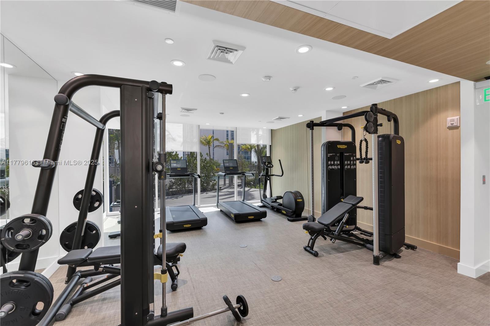 Aurora Condo - Residential