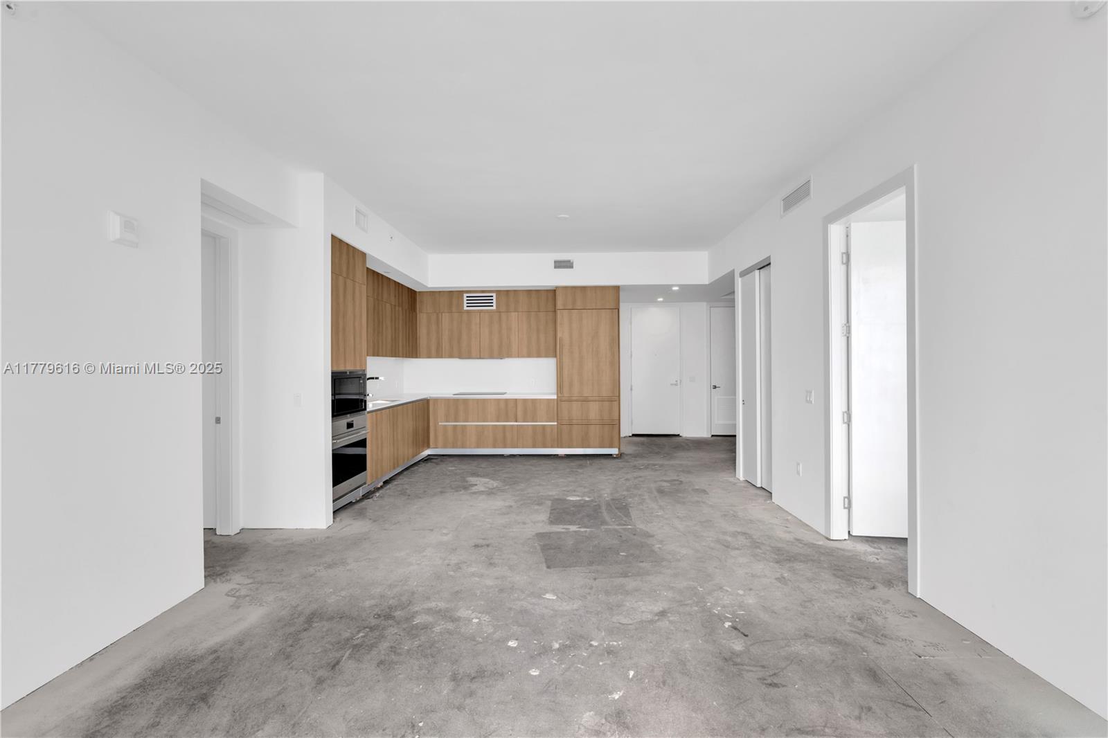 Aurora Condo - Residential
