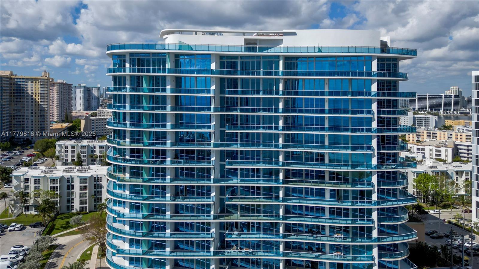 Aurora Condo - Residential