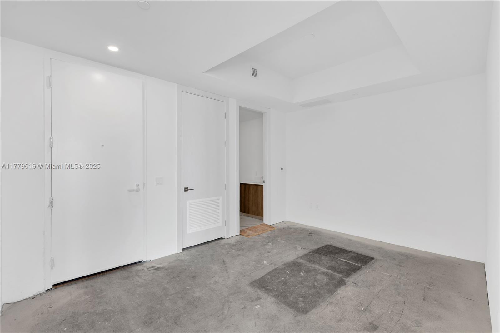 Aurora Condo - Residential