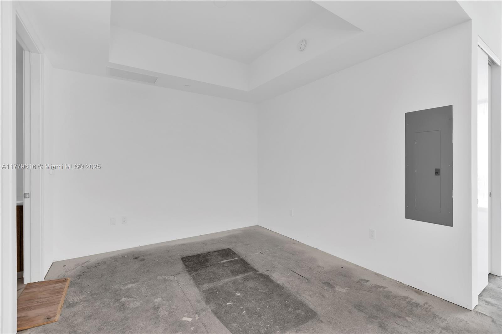 Aurora Condo - Residential