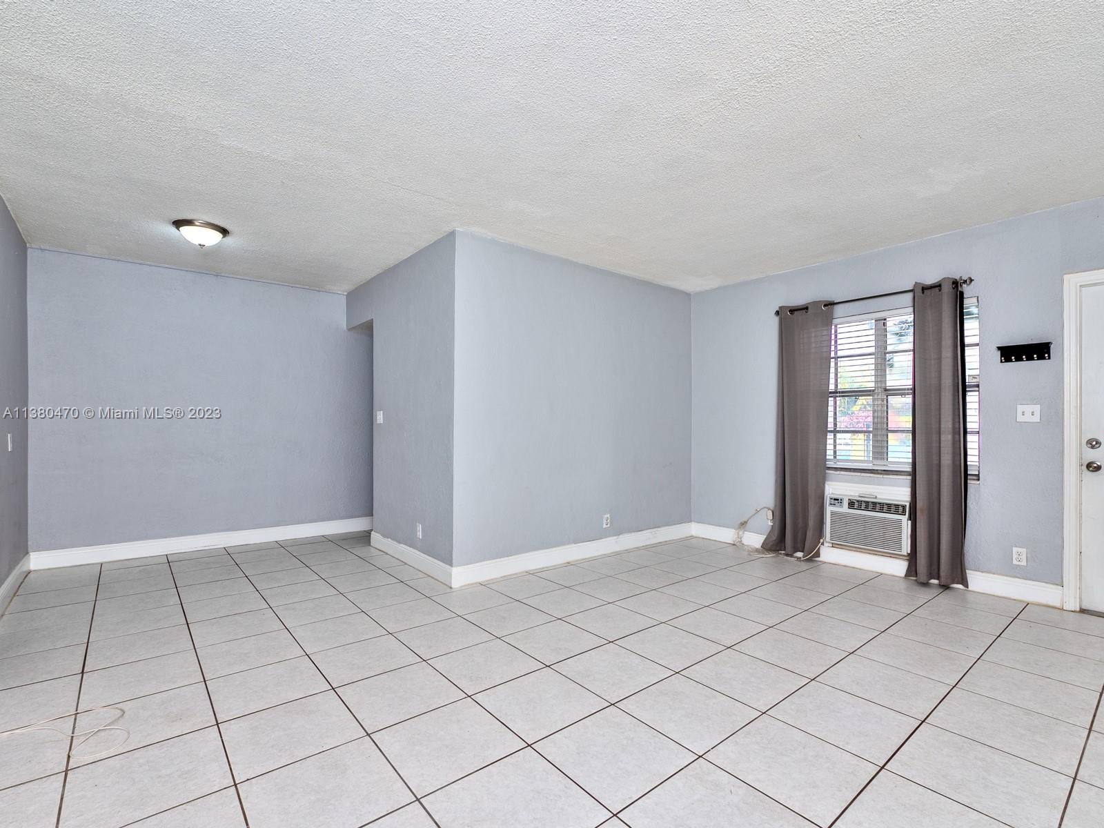 RIVERSIDE ADD AMEN PLAT - Residential Lease