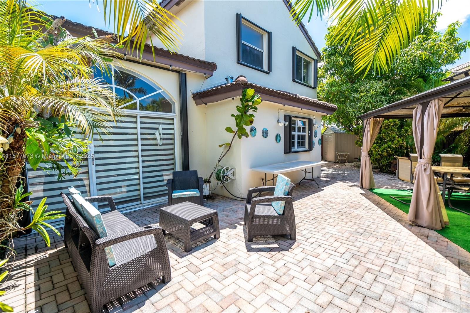 LAGO MAR SOUTH - Residential
