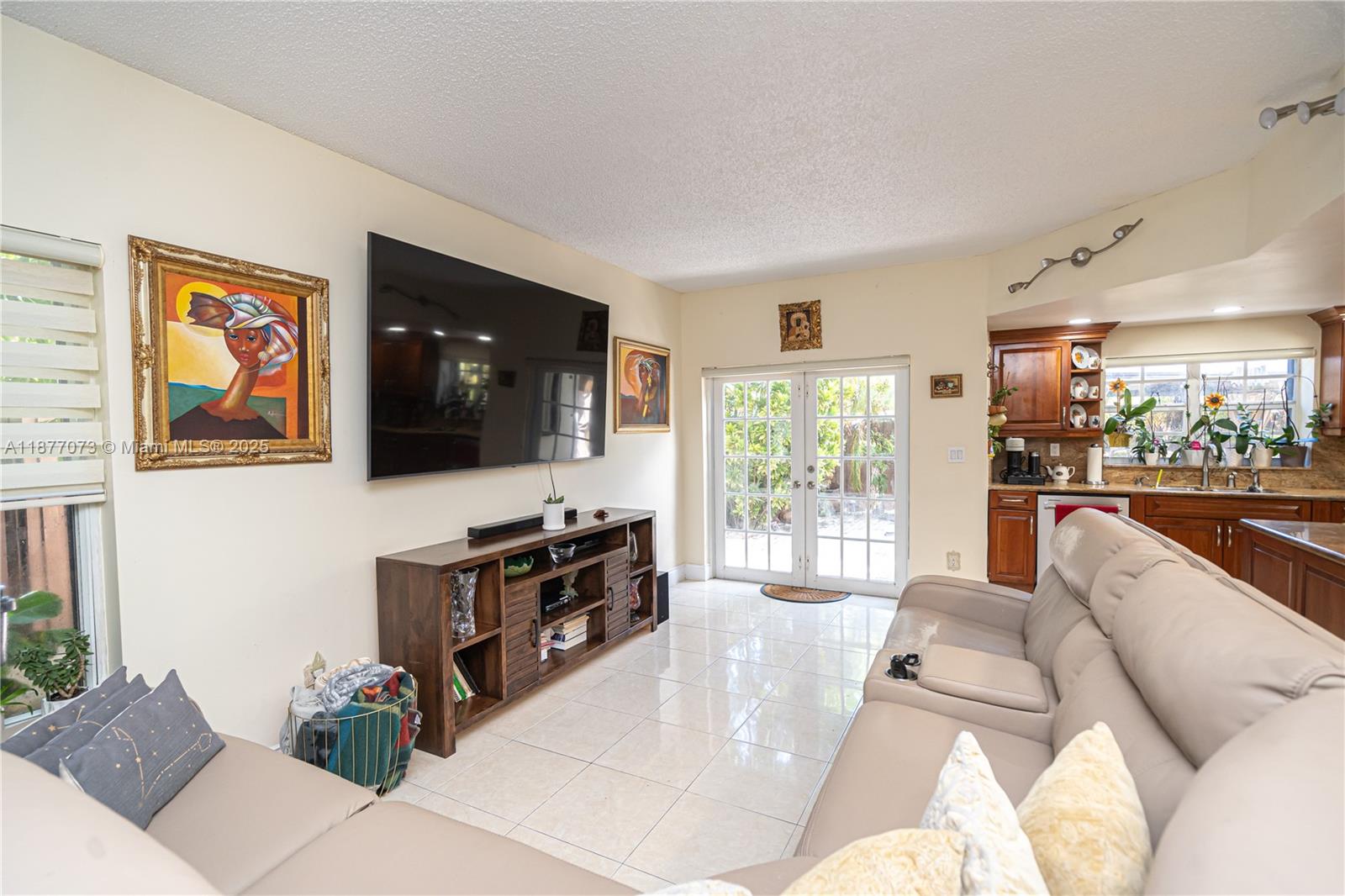 LAGO MAR SOUTH - Residential