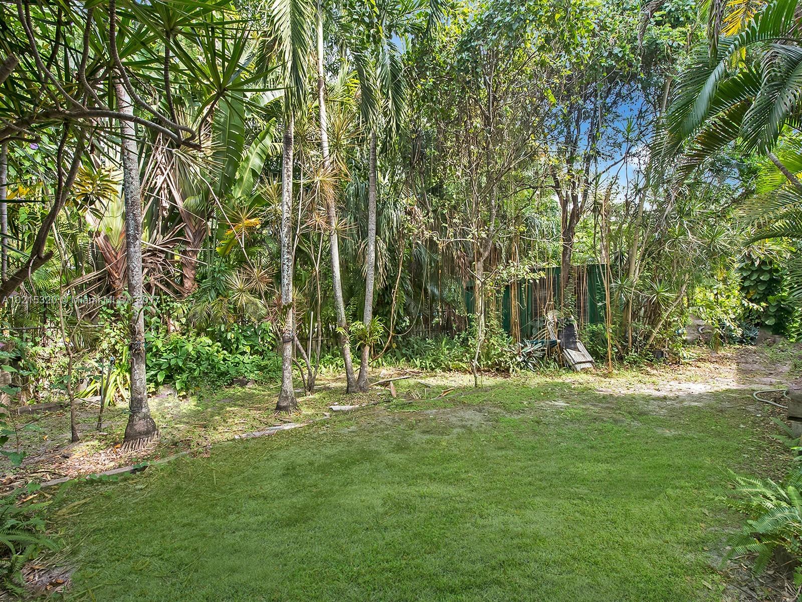 Fairglade Park - Land