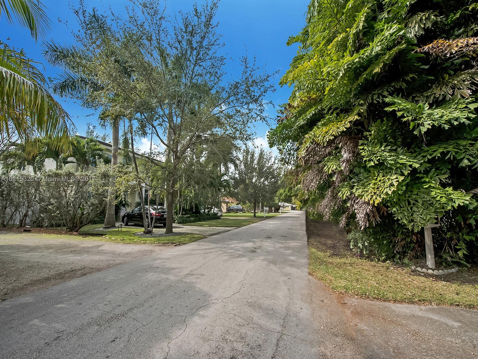 Fairglade Park - Land