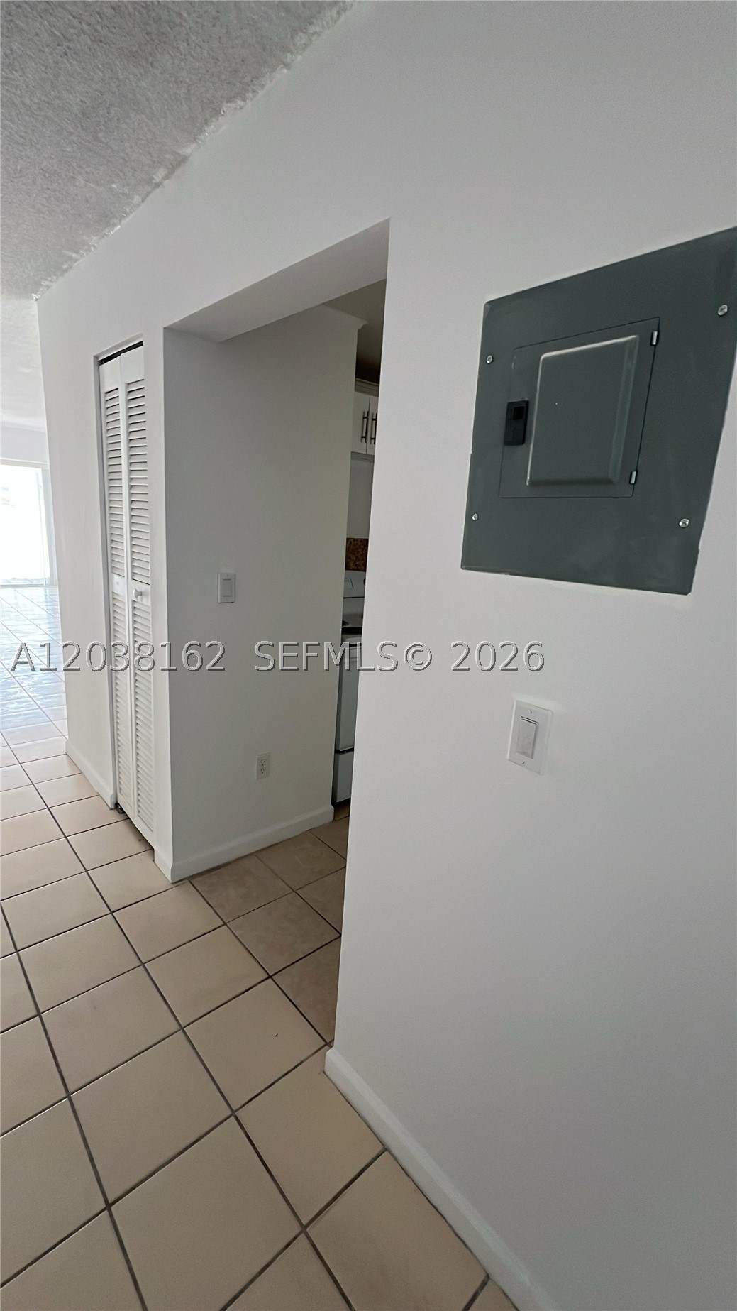 SUB OF PB 7-113 - Residential Lease