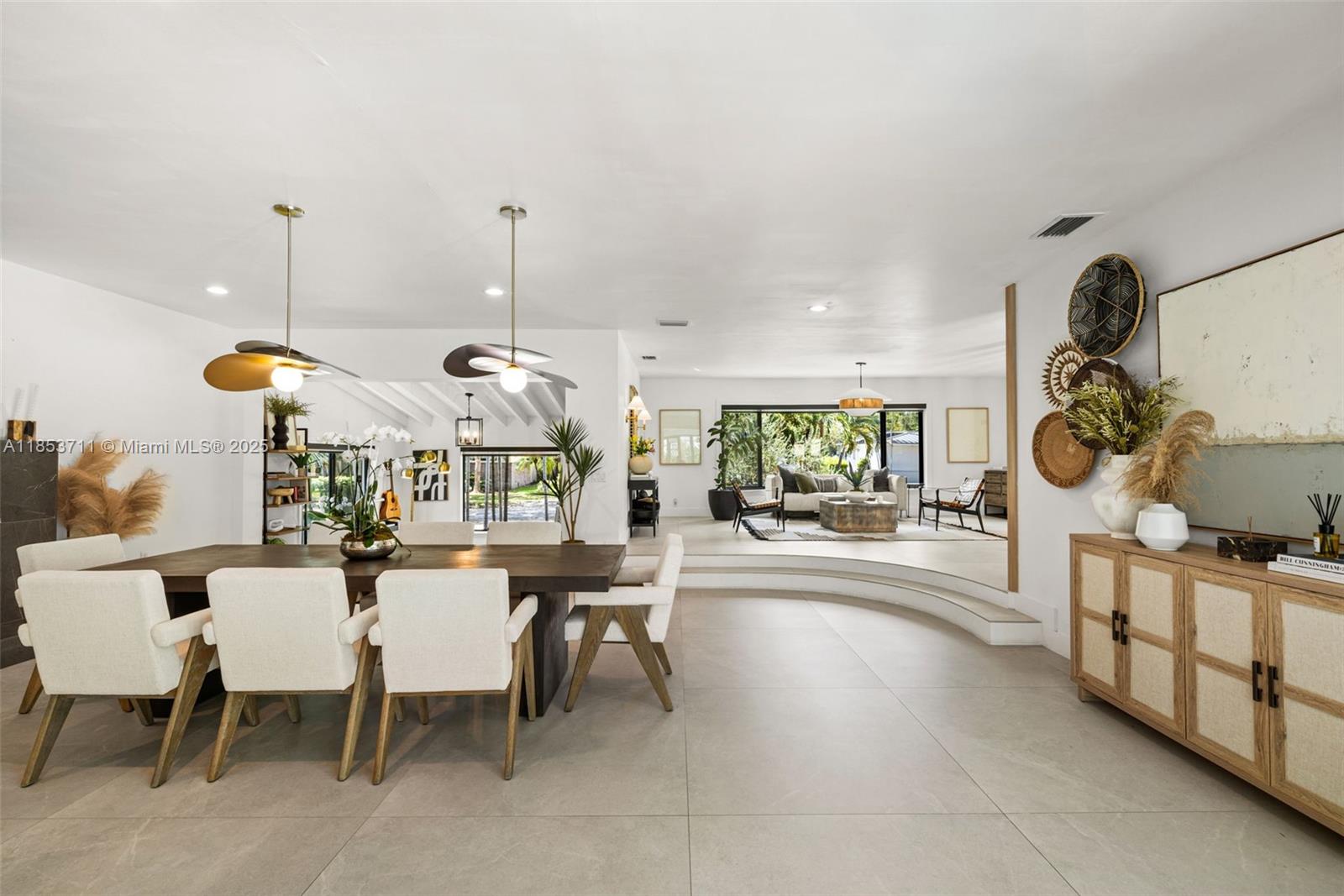 BAY HEIGHTS - Residential