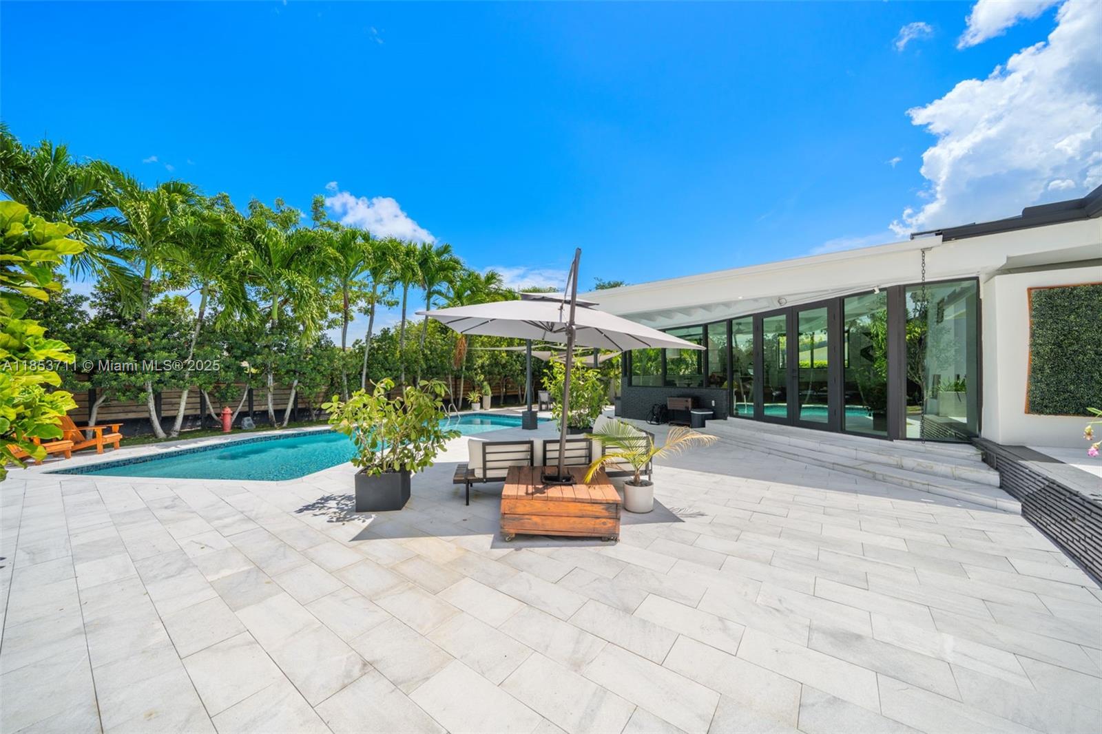 BAY HEIGHTS - Residential