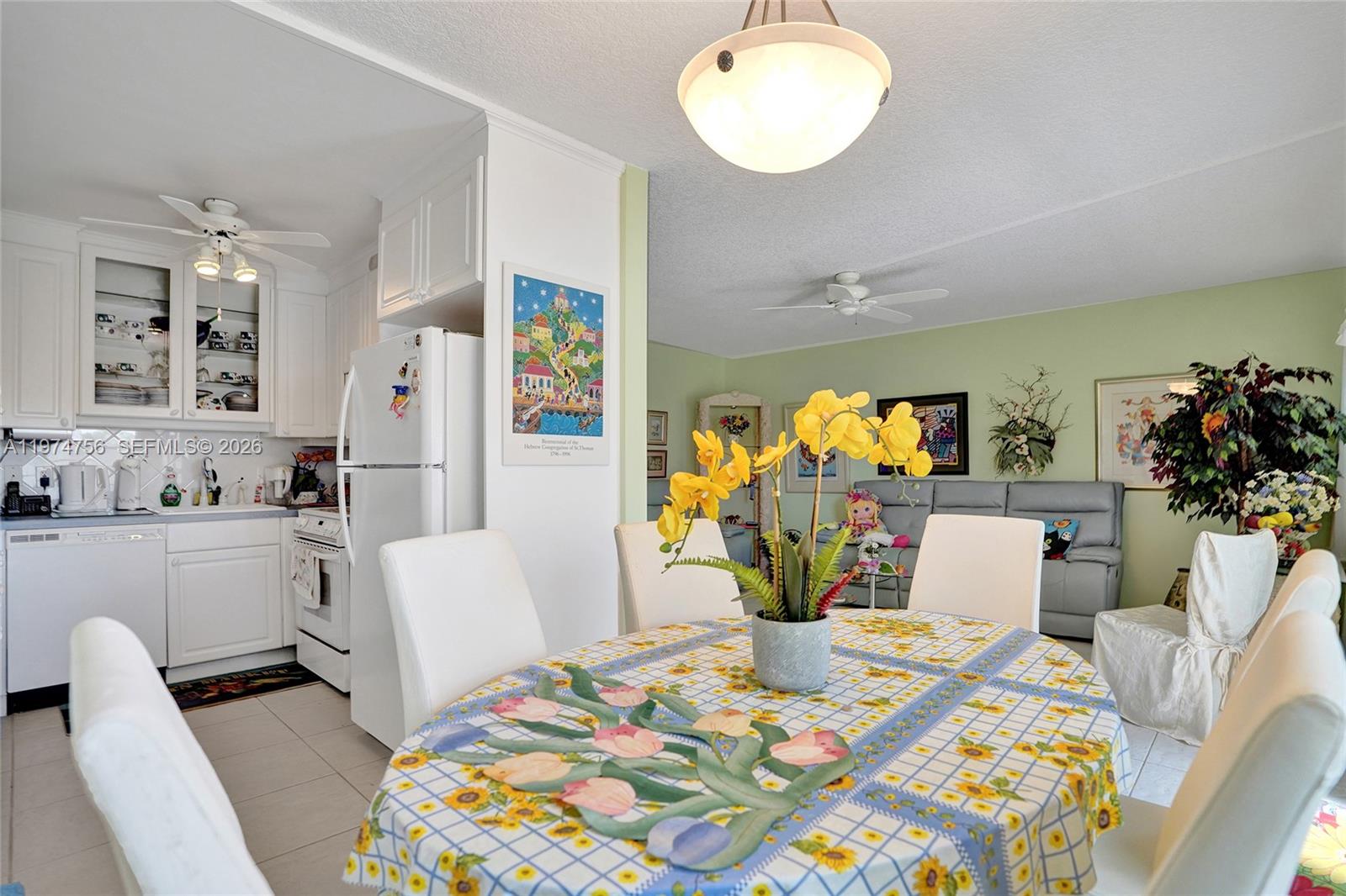 CAMBRIDGE D CONDO - Residential