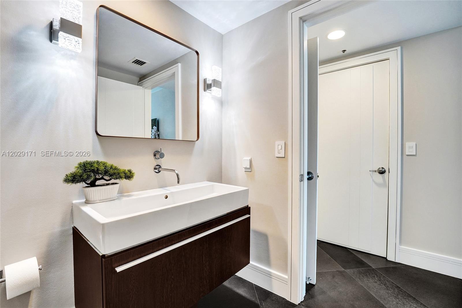 OCEAN PALMS CONDO - Residential