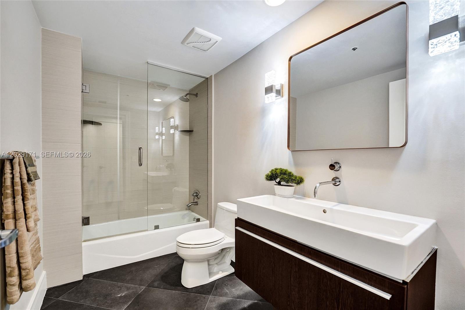 OCEAN PALMS CONDO - Residential