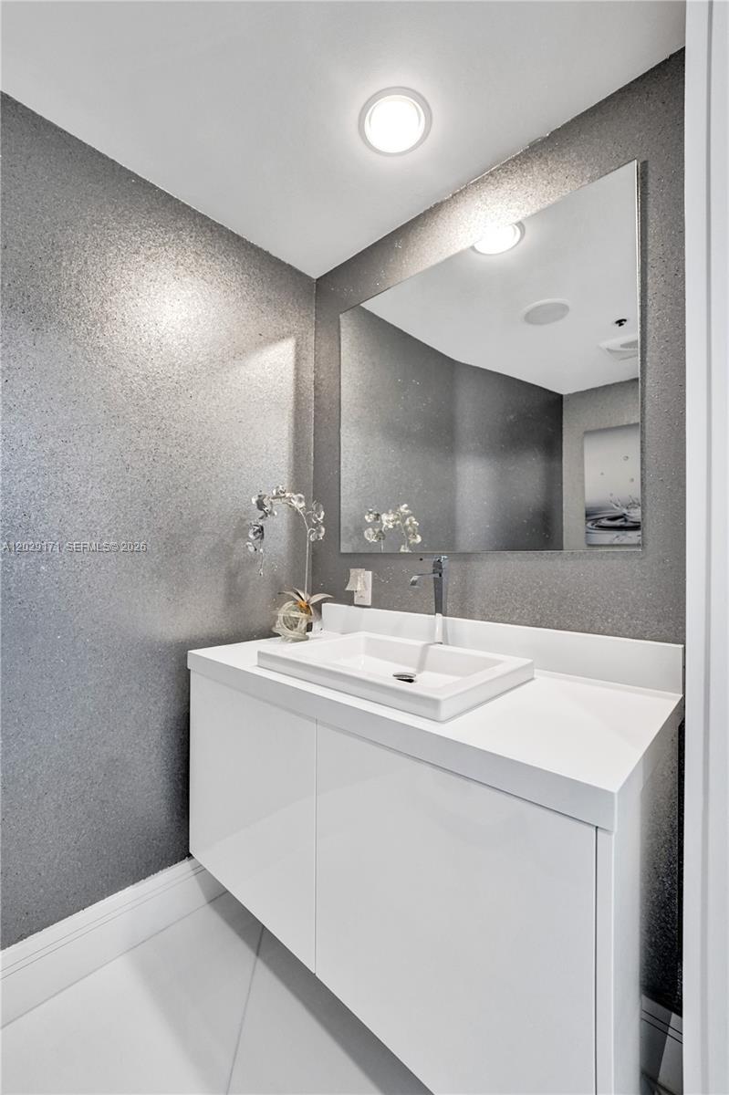 OCEAN PALMS CONDO - Residential