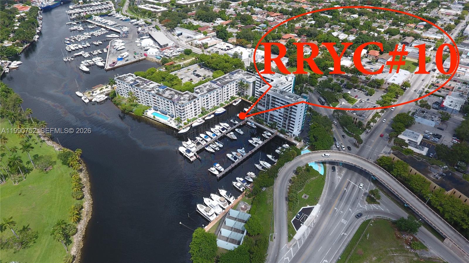 RIVER RUN YACHT CLUB COND - Land