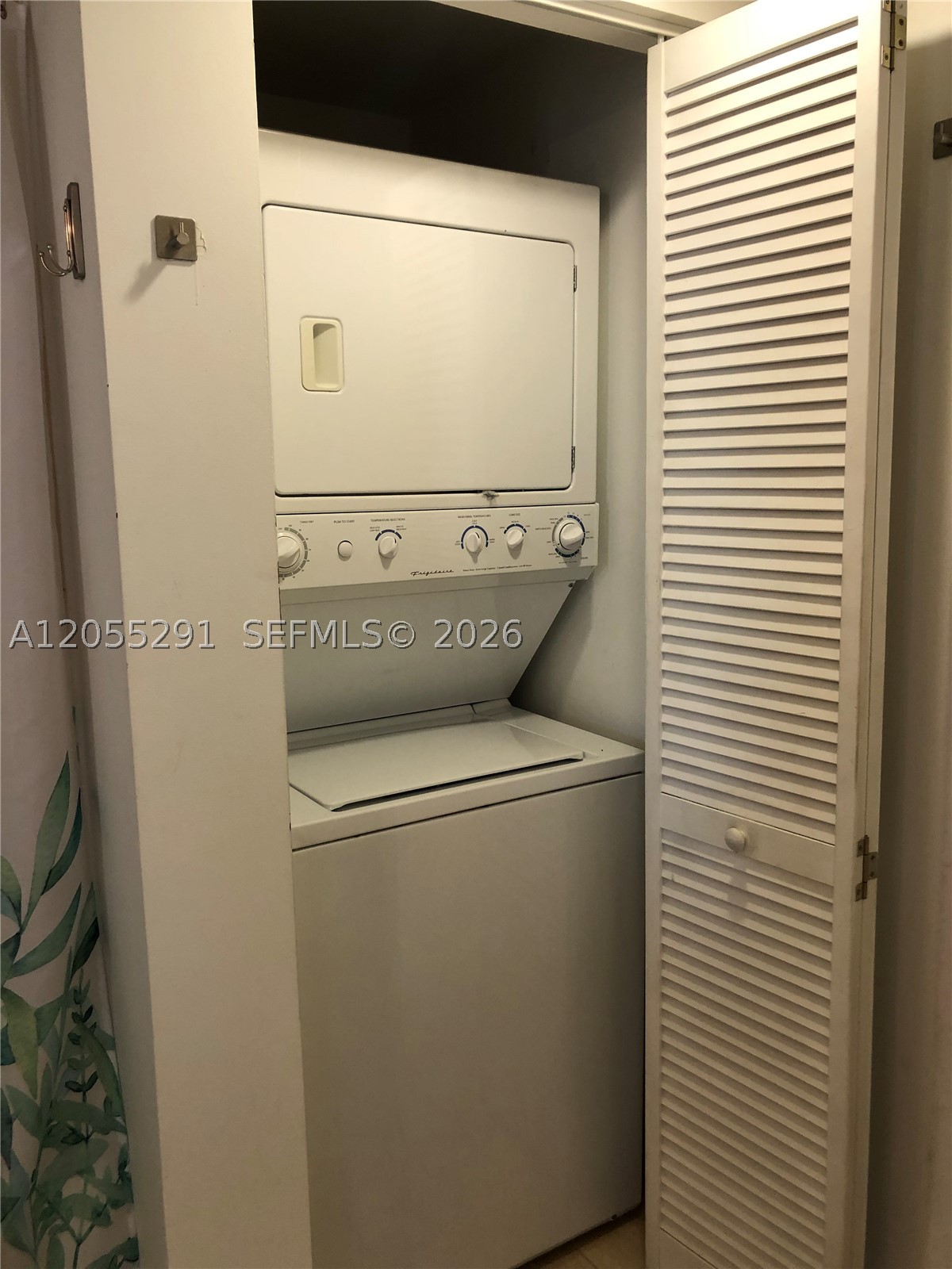 OPERA TOWER CONDO - Residential Lease