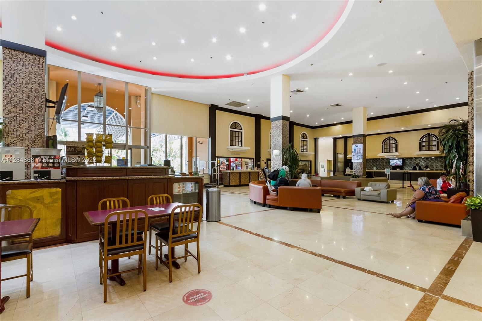 THE AVENTURA BEACH CLUB C - Residential