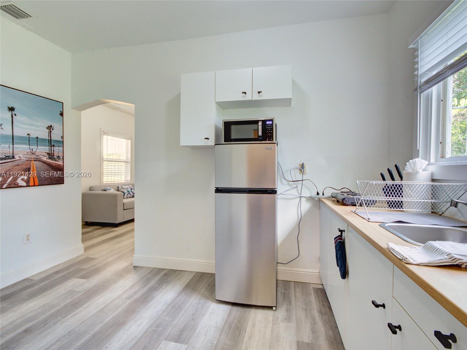 FLORAL PK 1ST AMD - Residential Income