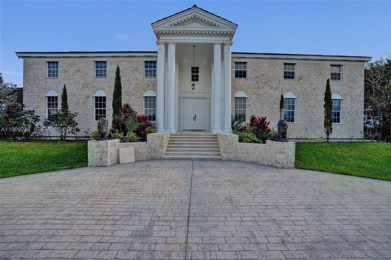 Lindbergh Landing - Residential