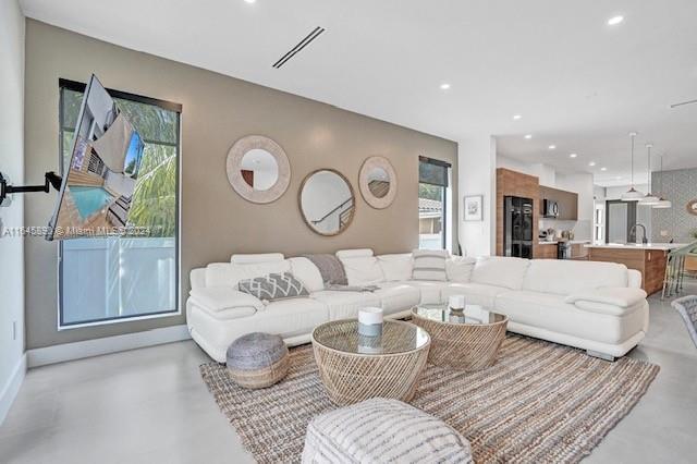 LAUDERDALE - Residential