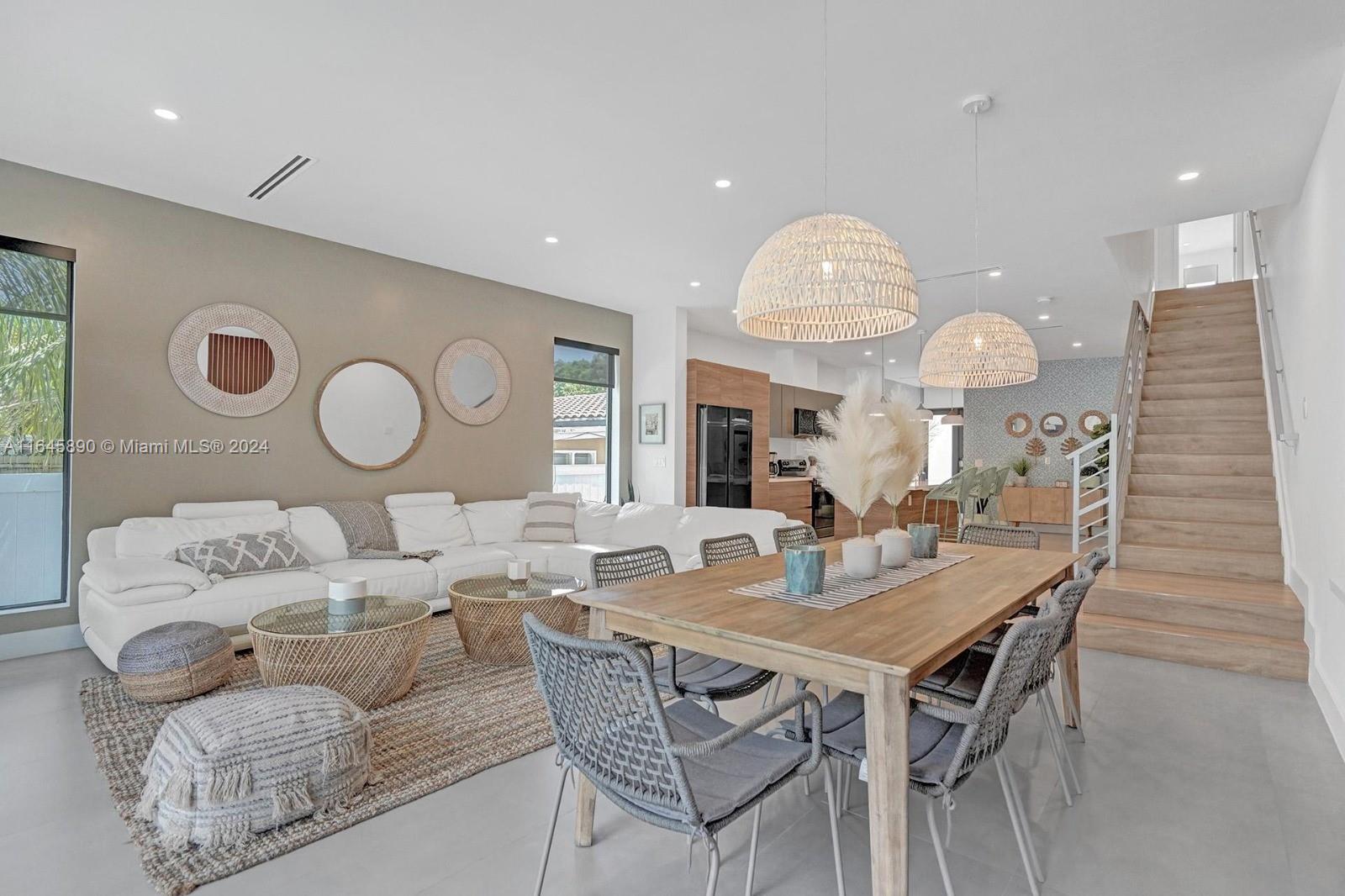 LAUDERDALE - Residential