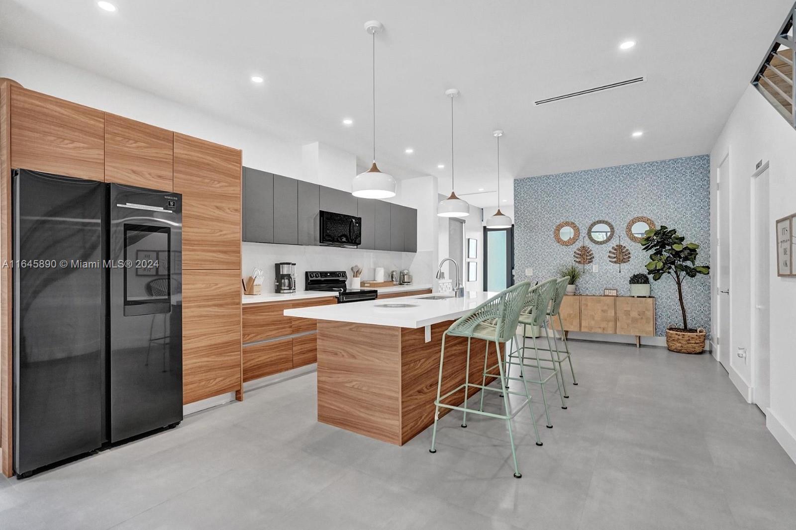 LAUDERDALE - Residential